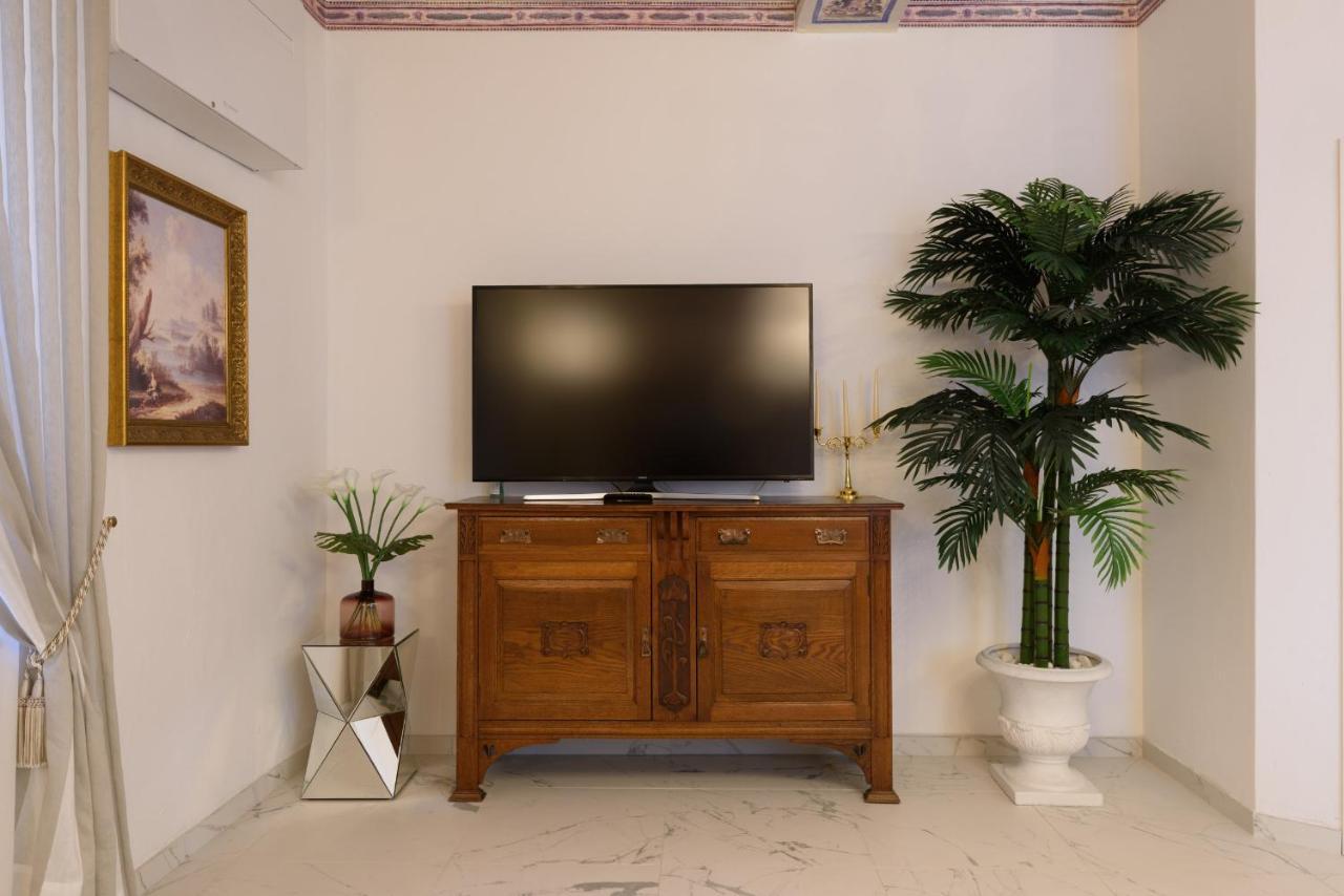 Domus Nannini Spa - L' Arco Di Matteotti Siena Ngoại thất bức ảnh